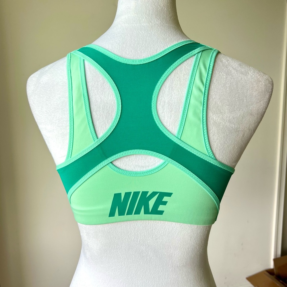 NIKE Dri-Fit High Support Impact Zippered Front Sports Bra—SZ. Medium - Picture 4 of 17